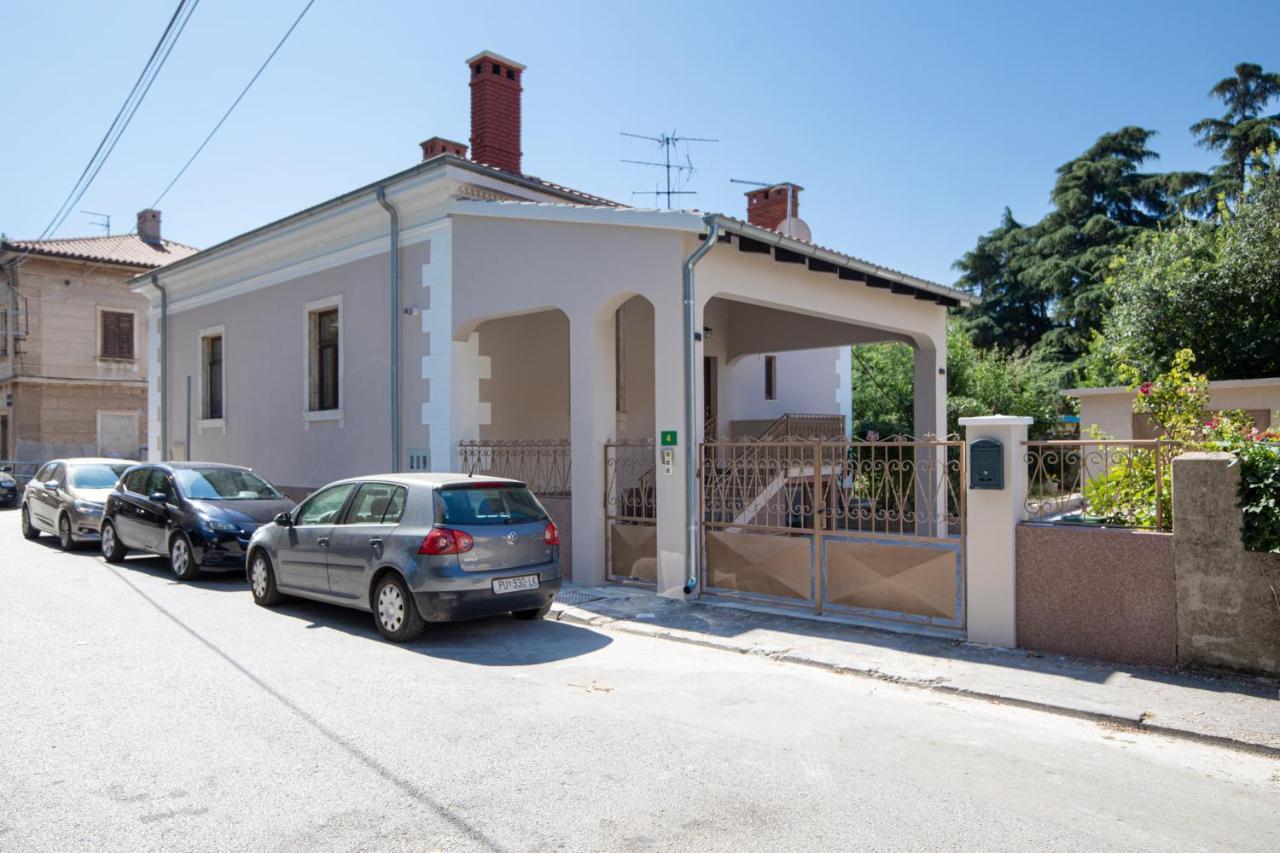 History Apartment Villa Veruda Pula Buitenkant foto